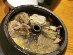 -云海肴·汽锅鸡·云南菜(天山百盛优客店)