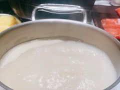 -红鼎豆捞·非遗鲍皇汤火锅(宝丰路店)