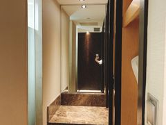 -青岛海尔洲际酒店