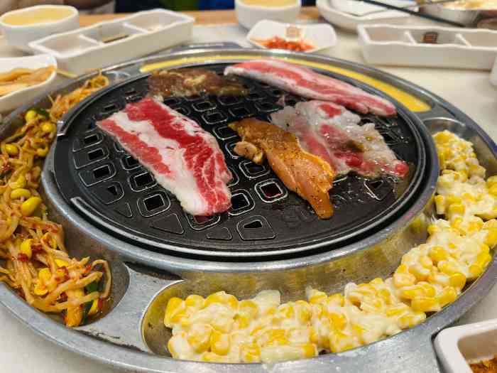 韩宫宴炭火烤肉(南桥百联店)-"宝宝和丈母娘说要吃烤肉!