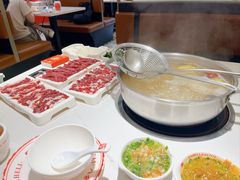 -八合里牛肉火锅(上海世茂广场店)