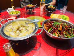 -董厨煨汤馆(车站路店)