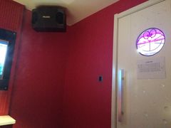 -唯爱KTV聚会餐厅(仙林东城汇店)