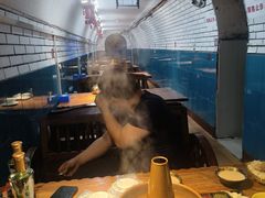 -洞庭洲·防空洞火锅·铜锅涮肉·烧烤(新百广场店)
