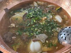 -朝伟清真铜瓢牛肉馆(三十年老·店)