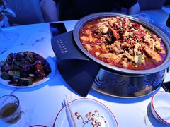 -徐记小怪兽肉蟹煲店(哈西万达金街店)