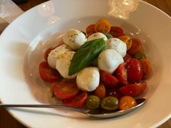 番茄水牛奶酪色拉-La Tavernetta(Bar à Vin)(乌鲁木齐路店)