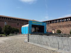 -斯福尔扎古堡