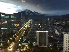 -官房大酒店-玉龙旋宫观景餐厅