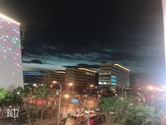 -英皇UA电影城(虹桥天地店)