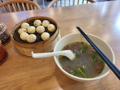 -佬钱湾仔(衣裳街店)