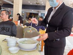 -鹏城人家海鲜酒家·23年老字号(较场尾店)