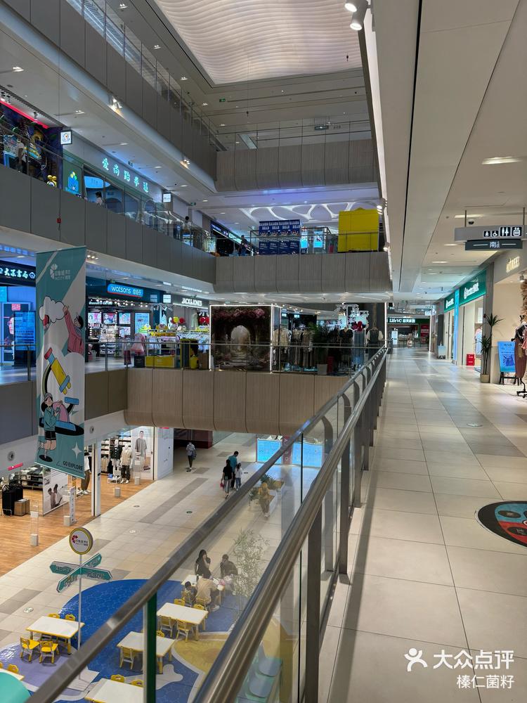 6月11日 13:32 关注 风风雨雨,维璟印象城的几多变迁…… 维璟广场