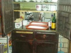 神秘的上菜的窗口-做了不起的80后