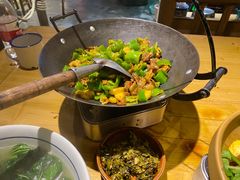 -寻钵记民菜馆·正宗常德钵子菜(滨湖路店)