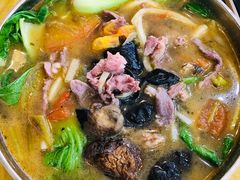 -红鼻子桂林米粉(金唐新光界店)