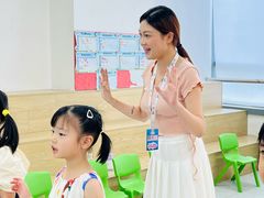 -蓝话筒·少儿成人演讲口才·主持朗诵·戏剧表演(大华第一坊店)