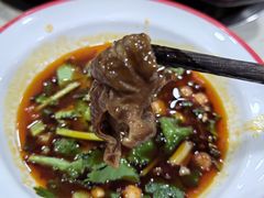 -烧哥美蛙肥肠鱼火锅·十五年社区店