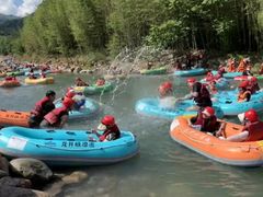 -龙井峡漂流