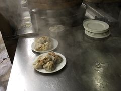 -严氏重油烧麦(民权路店)