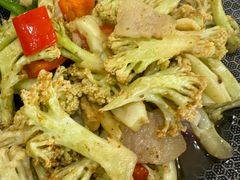 -阿峰饭店·本地土菜馆·农家土鸡煲·一品神仙鸡(报福店)