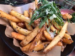 黑松露芝士薯条-O'mills Sourdough Bakery&Bistro(永嘉路店)