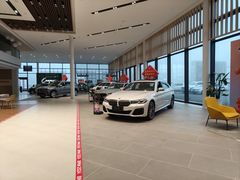 -南充通源宝马4S店(高坪店)