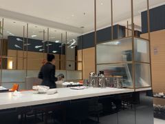 -红鼎豆捞·非遗鲍皇汤火锅(宝丰路店)