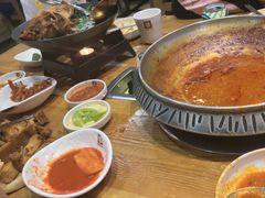 -喇喇排骨火锅·传统韩式脊骨汤(望京西园总店)