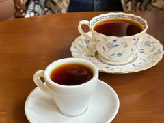 -Café Monson