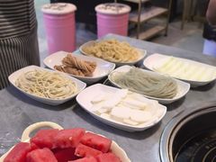 -光头药膳鸡(莱茵小镇店)