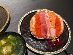 -蟹犇前•帝王蟹雪蟹(陆家嘴店)