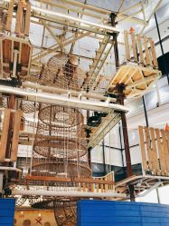 -PIPIKINGDOM皮皮王国欢乐号(欢乐海岸购物中心店)