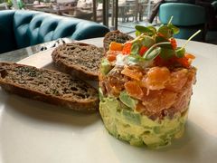 熏三文鱼牛油果塔-Lets burger非常汉堡·环球风味(蓝色港湾店)