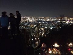 -草山夜未眠景观餐厅