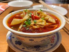 -炉小二铜锅牛蛙•川湘菜(三里屯店)