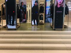 -ZARA(大上海时代广场店)