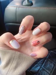 -小四撸猫美甲咖