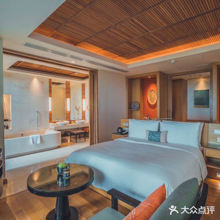 普吉岛万丽度假酒店