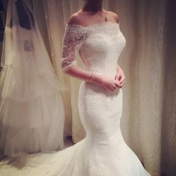 -Flora婚纱礼服定制租赁店