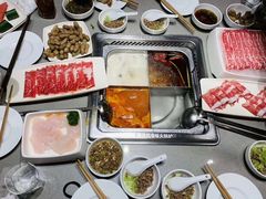 -海底捞火锅(金山百联店)