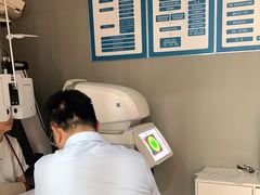 -一代眼镜·蔡司配镜(浦东大拇指广场店)