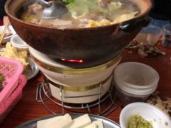 -威邵鸡煲(西华路总店)