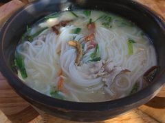 -桥香园过桥米线(国贸店)