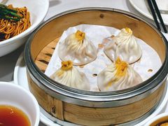 蟹粉小笼包-新吉士·上海菜(浦东LCM置汇旭辉店)