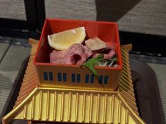 -山川小町·极番烧肉(新地假日广场店)