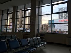 -凯旋公路客运站