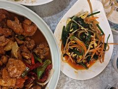 -汗腾格里·风味餐厅(新疆驻京办店)