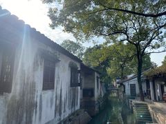 -仓桥直街臭豆腐