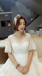 -艾米丽婚纱礼服